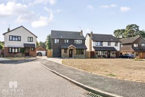 Photo 16- click for photo gallery